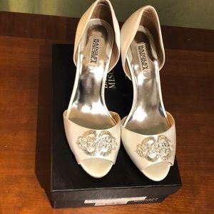 Beautiful wedding shoes!